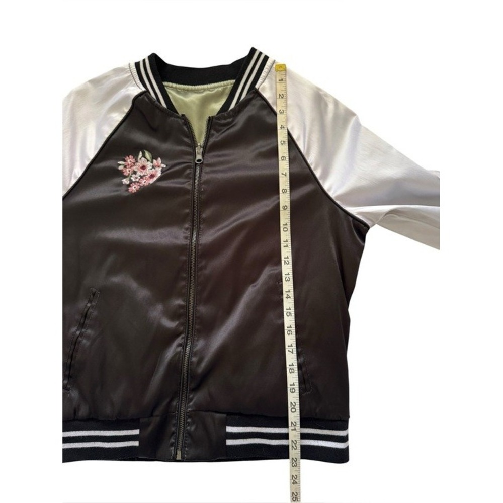 Full Tilt Reversible Satin Bomber Jacket Peacock Floral Embroidery Size Small - Picture 12 of 14